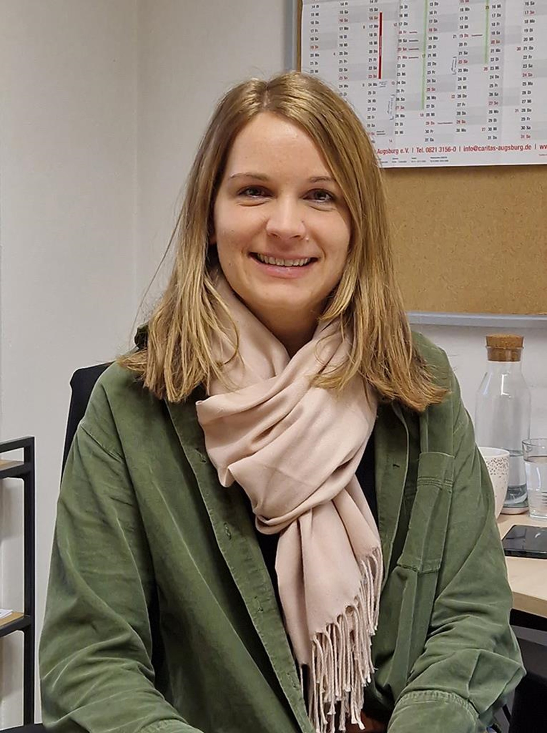 Julia Bolling