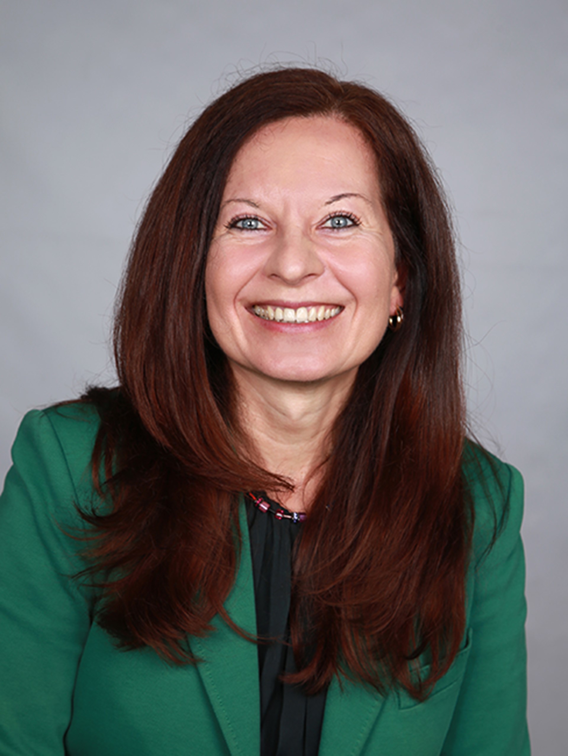 Das Foto zeigt die Leitung des Campus Caritas Augsburg., Frau Dr. Irina Schumacher. 
